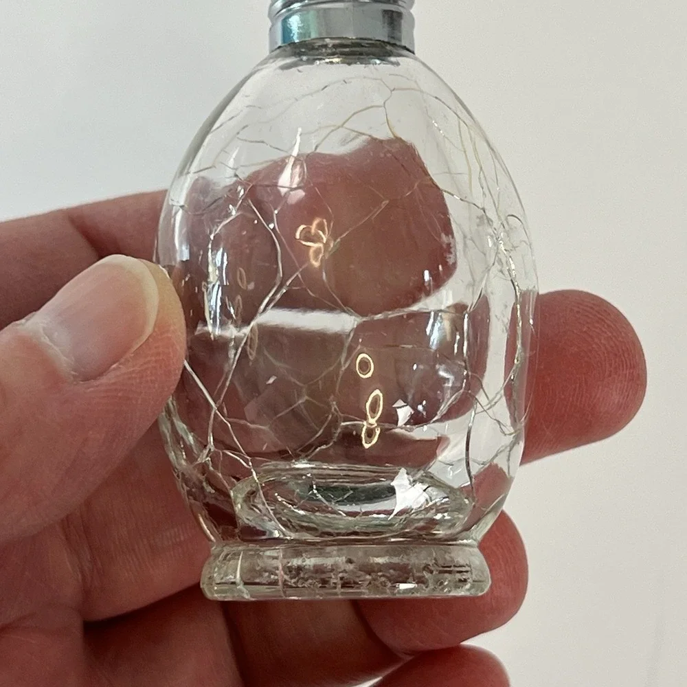 Vintage Clear crackle glass salt pepper shakers Silver‎ tone tops set 2